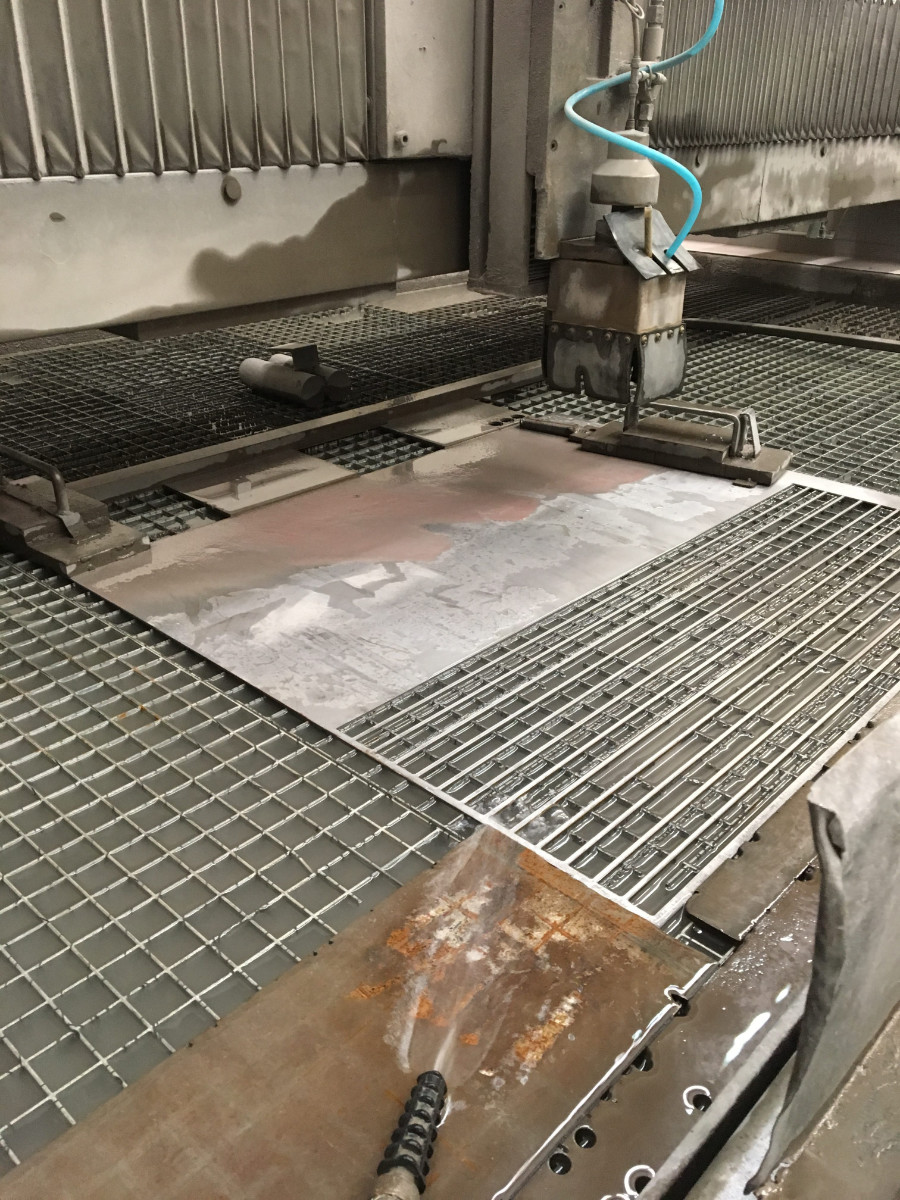 Verniciatura a polveri e taglio laser