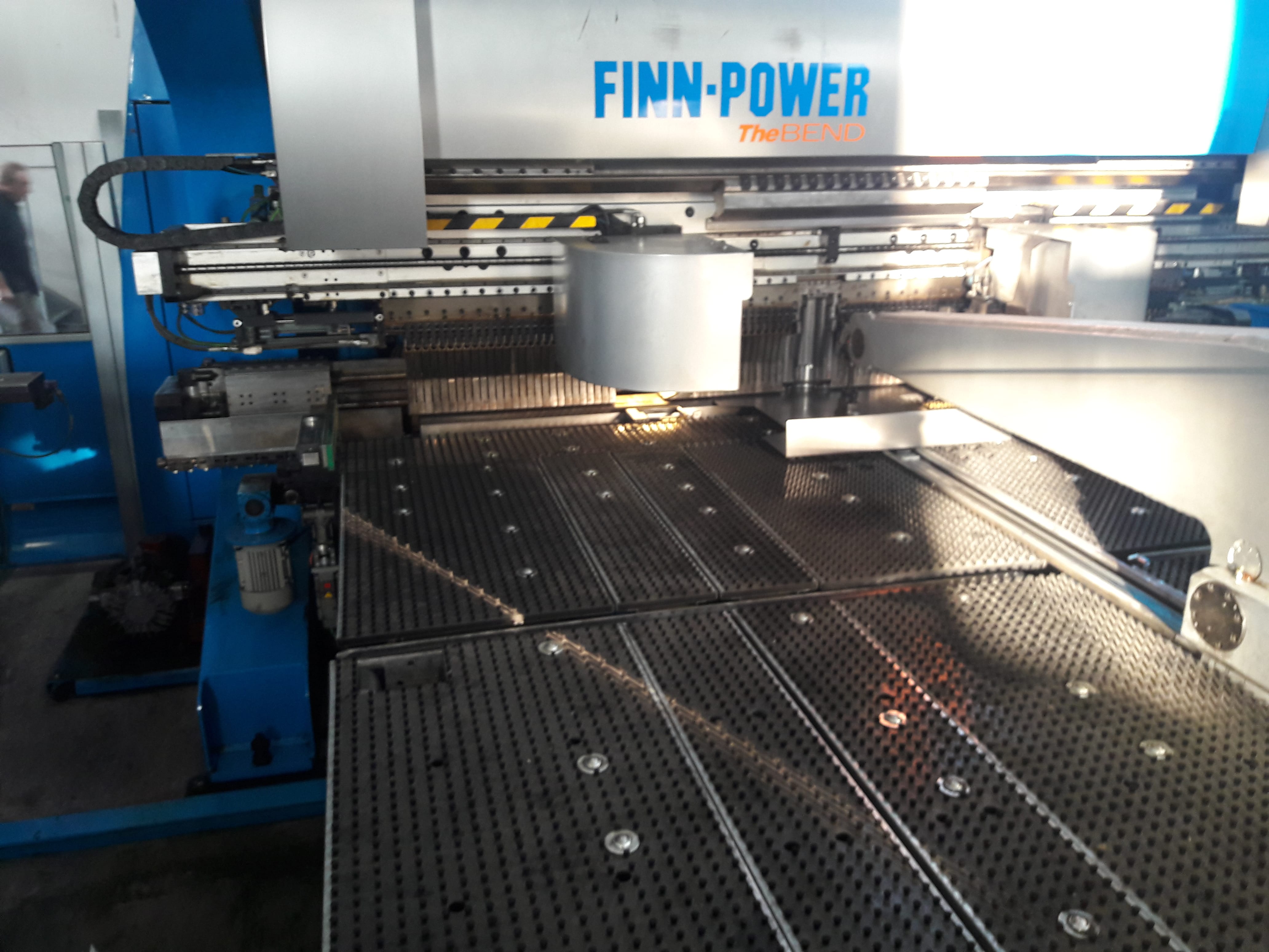 Verniciatura a polveri e taglio laser